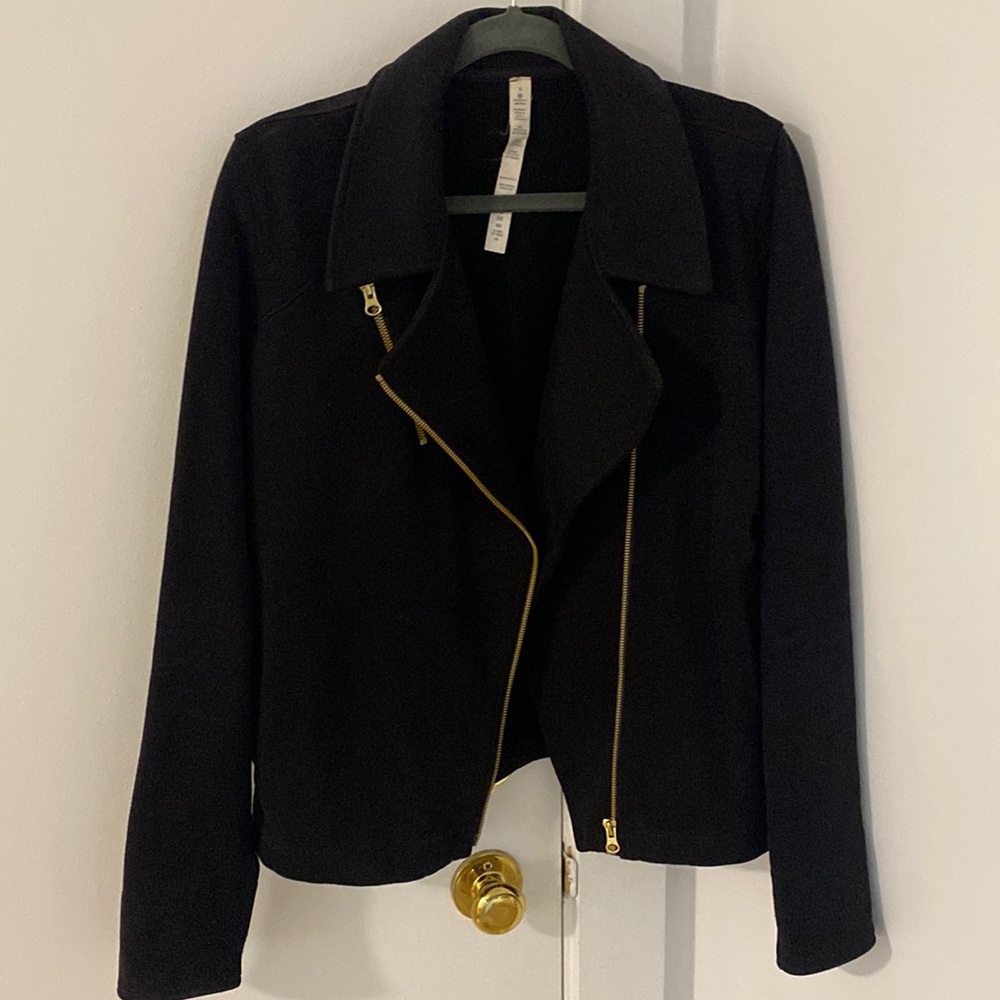 Zip up
